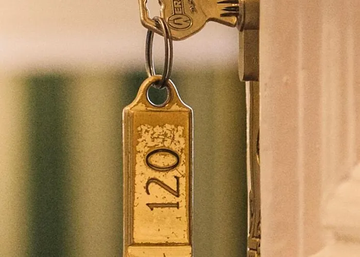 Hotel Henri