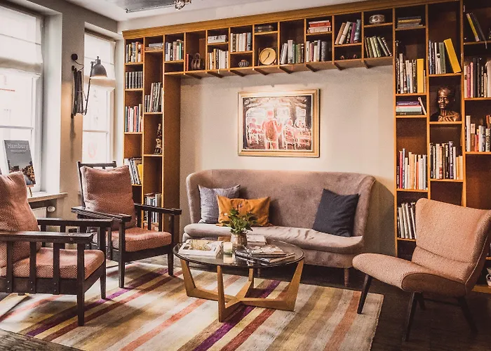 Henri Hotel