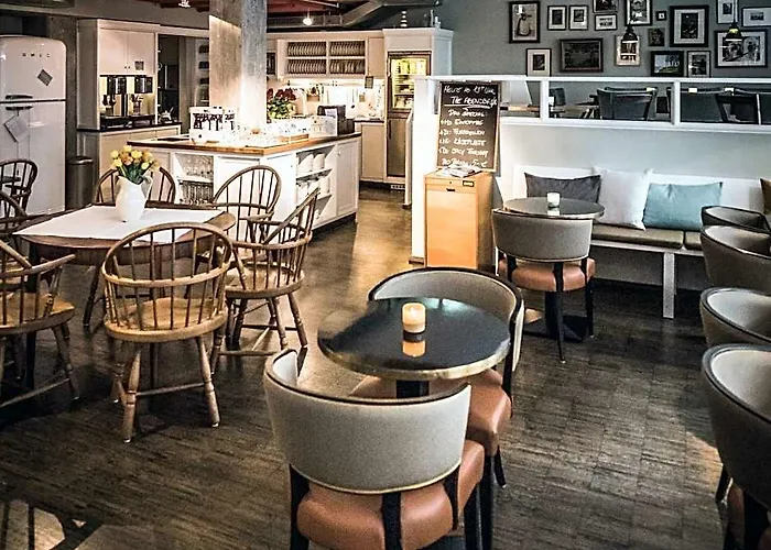Henri Hotel 4*
