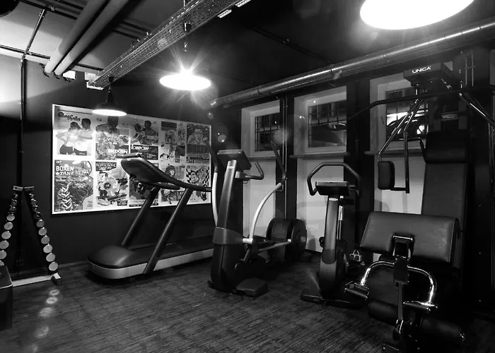 Henri Hotel 4*