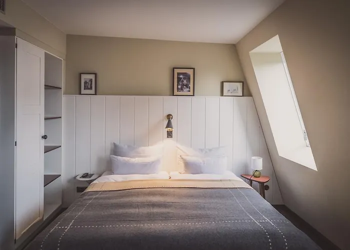Henri Hotel 4*