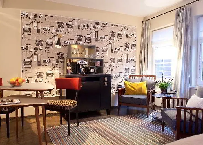 Henri Hotel 4*